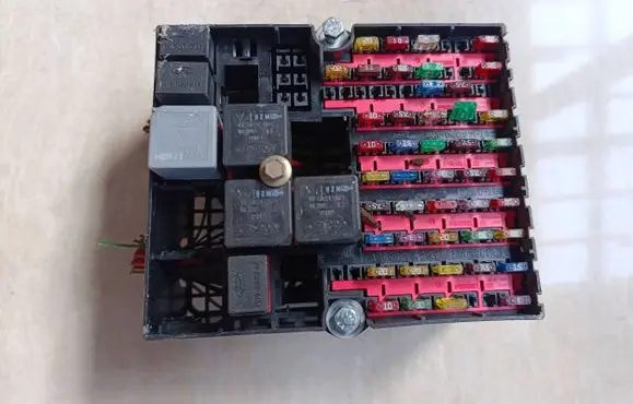 Ford Fiesta Fuse module