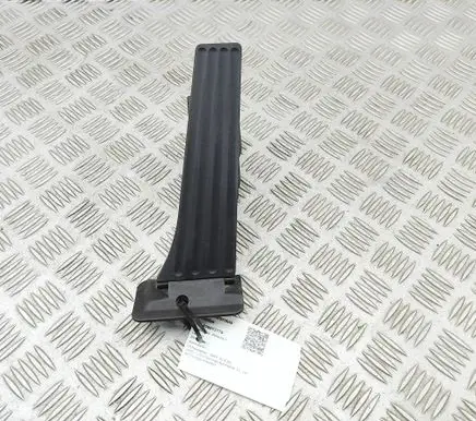 BMW X2 F39 Accelerator throttle pedal 6859999