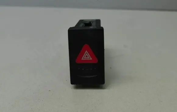 Volkswagen PASSAT B5 Hazard light switch 3B0953235B