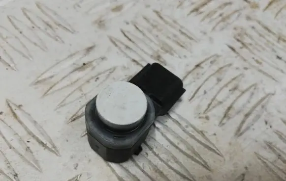 Renault Zoe Parking PDC sensor 284429973R 0407172033 303959