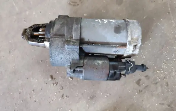 BMW 5 GT F07 Starter motor 755613101