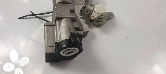 Maserati GranTurismo Ignition lock 010194