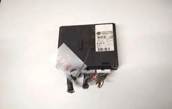 Nissan Primera Comfort/convenience module 28596av309