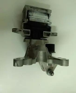 Land Rover Evoque II Engine mounting bracket K8D26P096AA A1SI9CU3