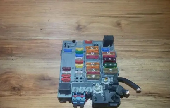 Citroen Xsara Picasso Fuse box set psa9628024480