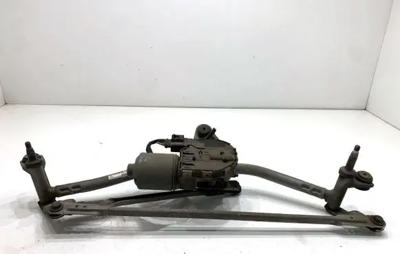 Volkswagen PASSAT B8 Front wiper linkage and motor 3G1955023C