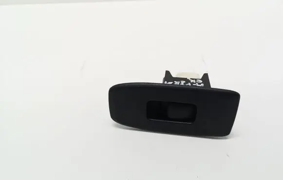 Mitsubishi Pajero Electric window control switch MR445659