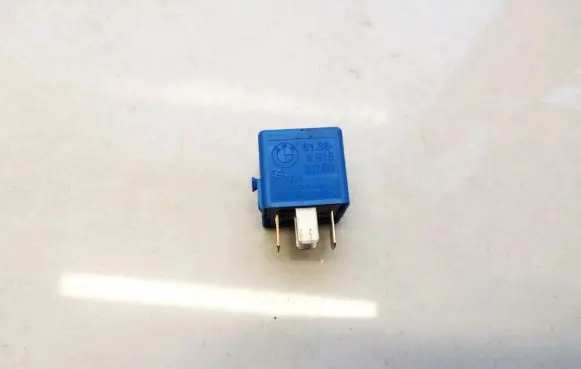 BMW 5 E60 E61 Other relay 61366915327