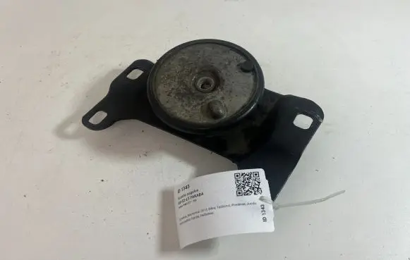 Volvo V40 Engine mount bracket 5N517M121KD