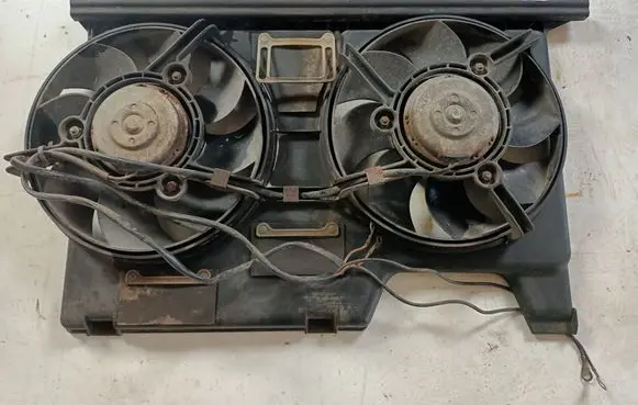 Audi 80 90 S2 B4 Electric radiator cooling fan 893121207G