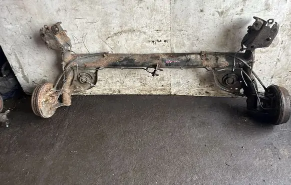 Nissan Note (E11) Rear subframe 