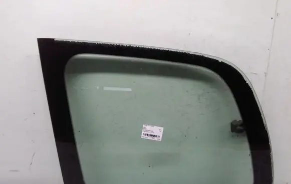 Opel Sintra Rear side window