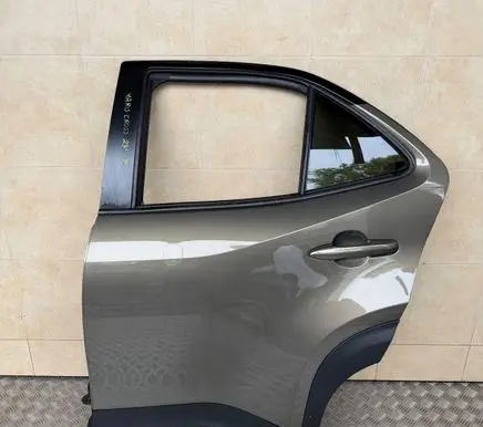 Toyota Yaris Cross Rear door