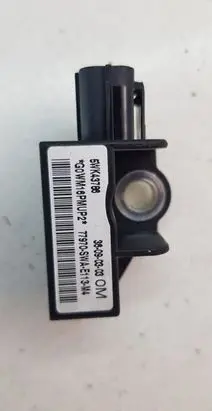 Honda CR-V Airbag deployment crash/impact sensor 77970SWAE113M4 5WK43786