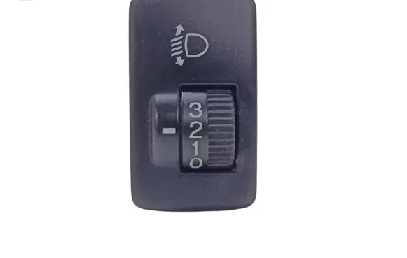 Honda Accord Headlight level height control switch M37548