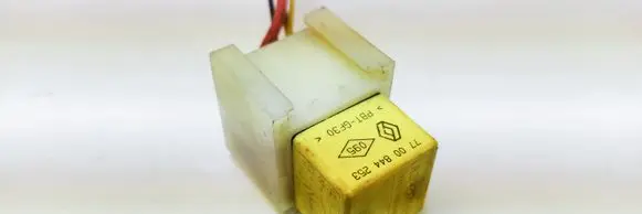 Renault Scenic I Other relay 7700844253