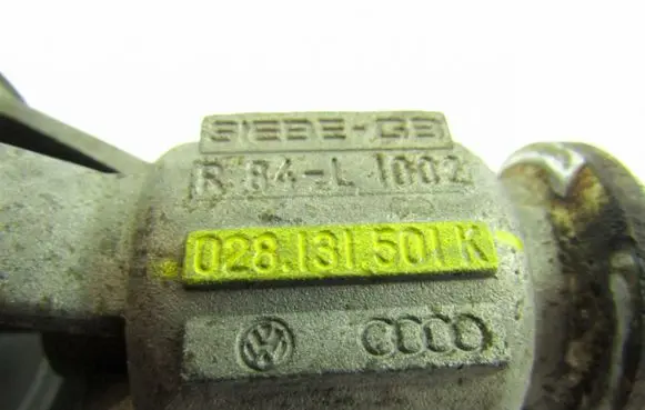 Volkswagen Caddy EGR valve 028131501K