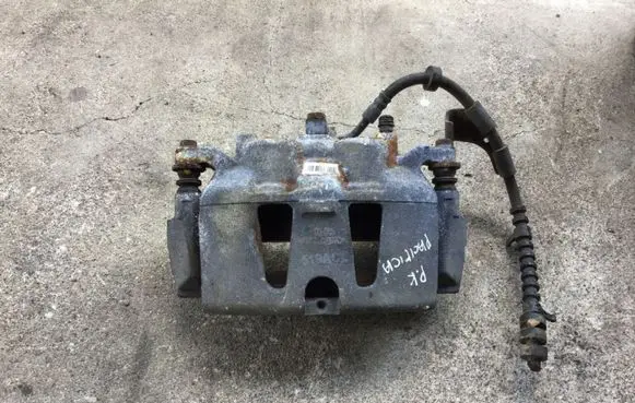 Chrysler Pacifica Front brake caliper 1798680