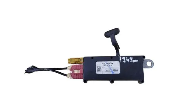 Volvo V50 Aerial antenna amplifier 30737918