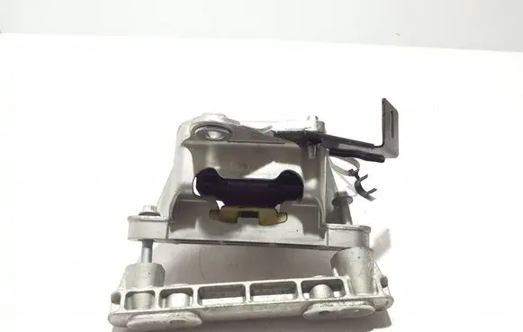 Volvo XC40 Engine mount bracket 32298325