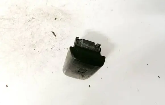Mercedes-Benz E W210 Loading door cover/cap 
