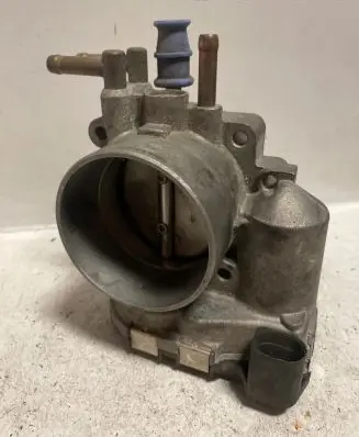 Audi A4 S4 B6 8E 8H Throttle valve 078133062B