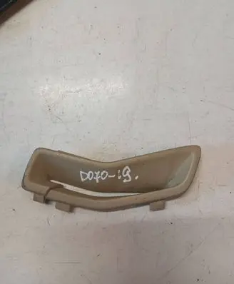 Volvo XC60 Seat belt trim 01287355
