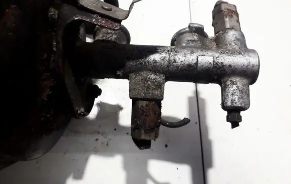 Master brake cylinder