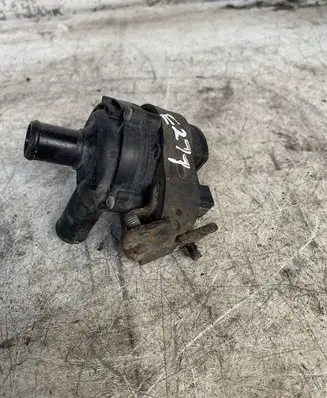 Mercedes-Benz E W211 Electric auxiliary coolant/water pump