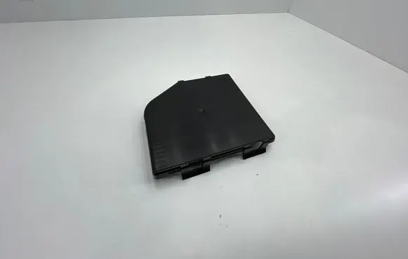 Jaguar XK8 - XKR Fuse box cover GJA3892AA