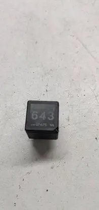 Audi A4 S4 B8 8K Other relay 8k0951253