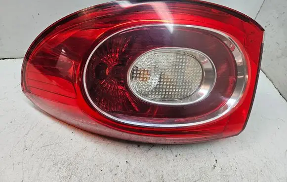Volkswagen Tiguan Rear/tail lights 5N0945096H