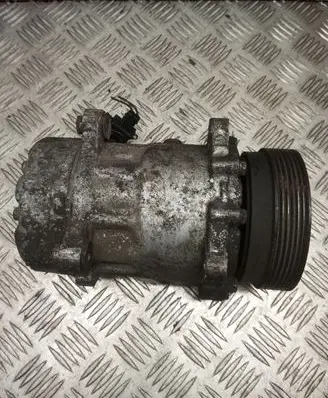 Audi A3 S3 8L Air conditioning (A/C) compressor (pump) SD7V16 1J0820803A