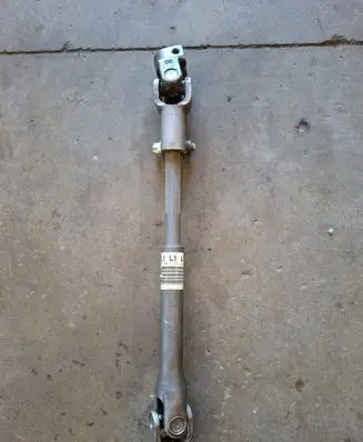 Opel Corsa D Steering column universal joint 13248191