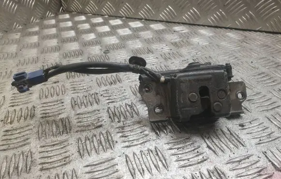 Toyota Prius (NHW20) Tailgate/trunk/boot lock/catch/latch