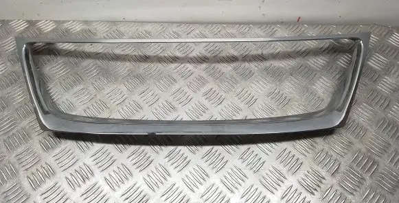 Lexus IS 220D-250-350 Front grill 5271153010