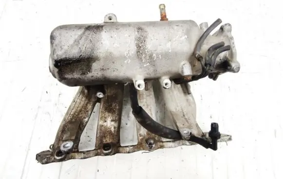 Mitsubishi Galant Intake manifold