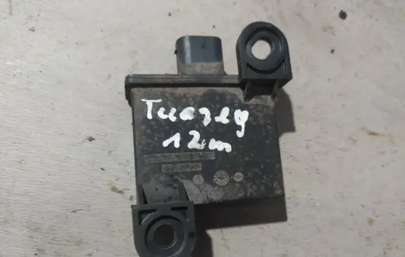 Volkswagen Touareg II Tire pressure sensor 7PP907283 053300501400 42106375