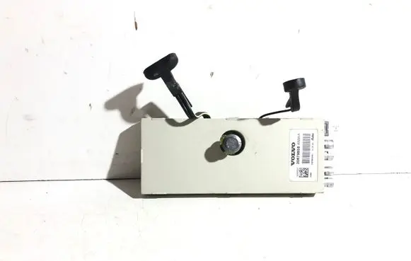 Volvo V70 Aerial antenna amplifier 30679658 13005200