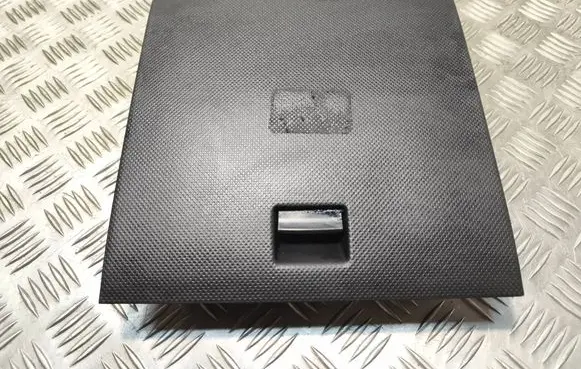 Mazda 2 Glove box central console D37464501