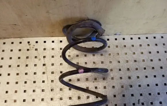 KIA Sportage Front coil spring