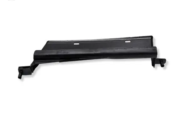 Audi A4 S4 B9 8W Intercooler air guide/duct channel 8W0129617