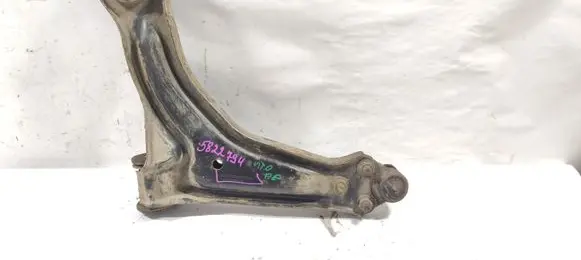 Mercedes-Benz Vito Viano W638 Front lower control arm/wishbone A6383300110 6383300110