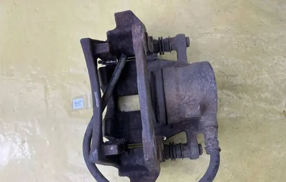 Mercedes-Benz A W169 Front brake caliper 9898B 276x22 9902-D