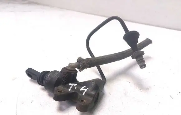 Volkswagen Transporter - Caravelle T4 Clutch slave cylinder 