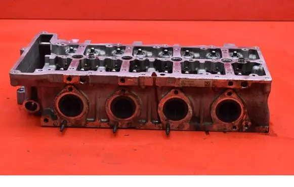 BMW 5 F10 F11 Engine head 781046303