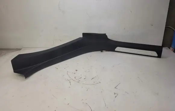 Audi A8 S8 D4 4H Rear sill trim cover 4H4864608K