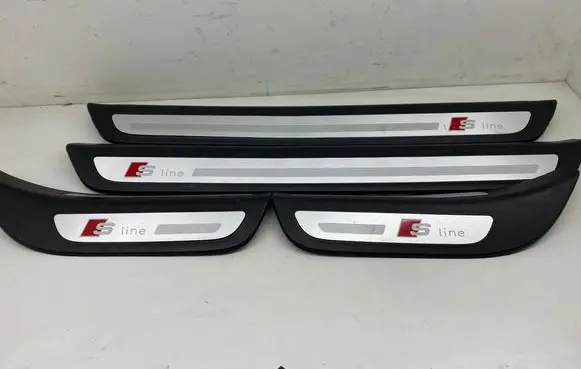 Audi Q5 SQ5 Front sill trim cover 8R0853376C