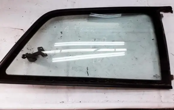 Audi A3 S3 8L Rear side window