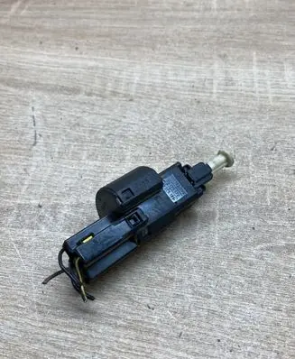 Opel Astra G Brake pedal sensor switch 09132299 09175172 09175185